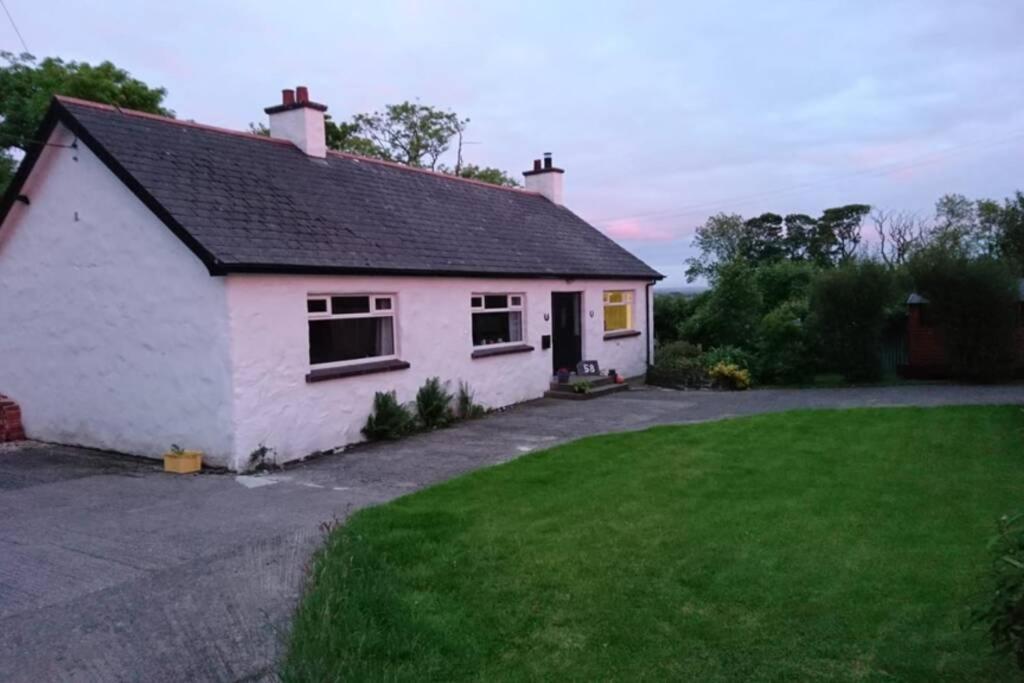 Villa Peggys Escape Ballycastle Exterior foto